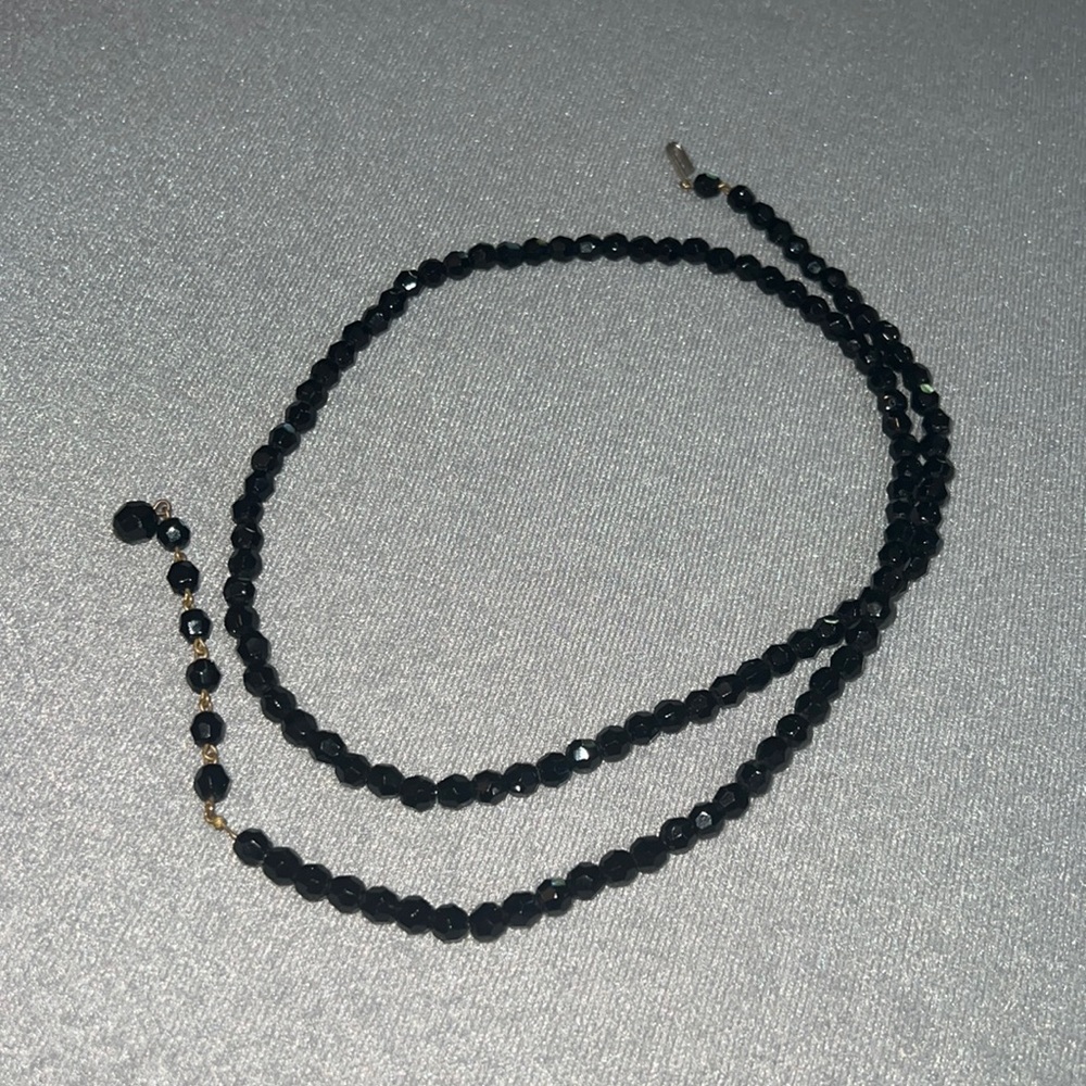 Vintage black bead necklace Single strand